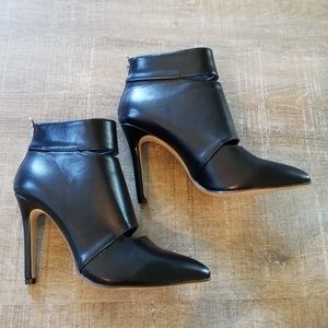 🆕️♦️ Cute black booties NWOB♦️5 for $25